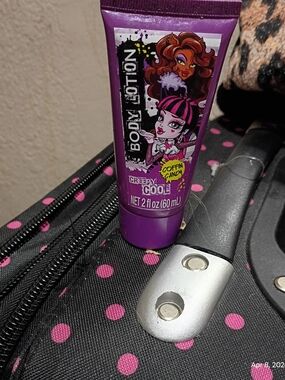 Monster High Kids Body Lotion - Purple (Coffin Candy)